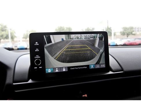 New 2025 Honda Pilot Touring image 21