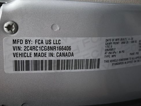 Used 2022 Chrysler Voyager LX FWD image 12