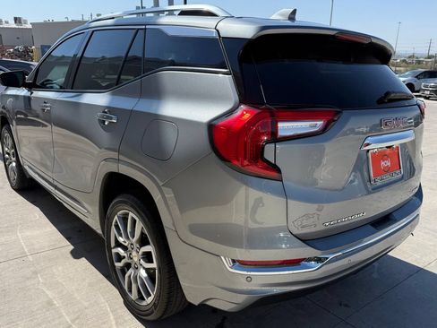 Used 2024 GMC Terrain Denali AWD/4WD image 8