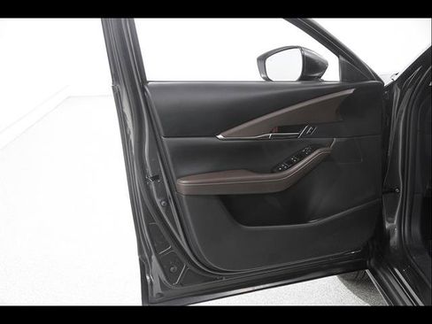 Certified 2023 MAZDA CX-30 AWD 2.5 S w/ Premium Package image 4