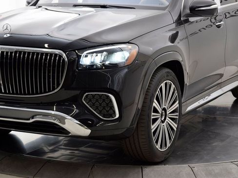 New 2026 Mercedes-Benz Maybach GLS 600 4MATIC image 11