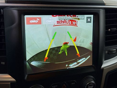 Used 2018 RAM 2500 Big Horn w/ Harvest Edition image 7