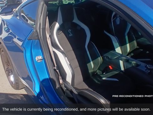 Used 2021 Ford Mustang Shelby GT500 w/ Technology Package RWD image 15