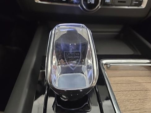 New 2026 Volvo XC60 T8 Plus w/ Protection Package Premier image 14