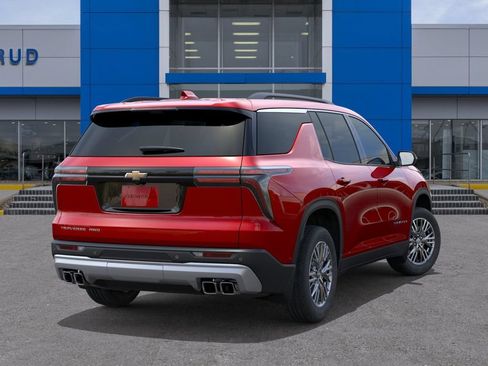 New 2027 Chevrolet Traverse LT w/ Driver Confidence Package AWD/4WD image 4