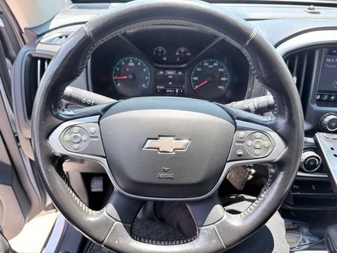 Used 2022 Chevrolet Colorado LT w/ Fleet Safety Package RWD image 6