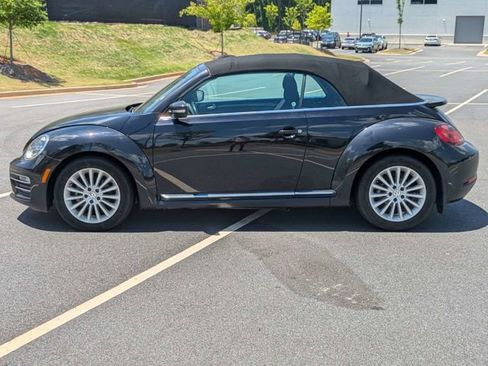 Used 2019 Volkswagen Beetle 2.0T S FWD image 3