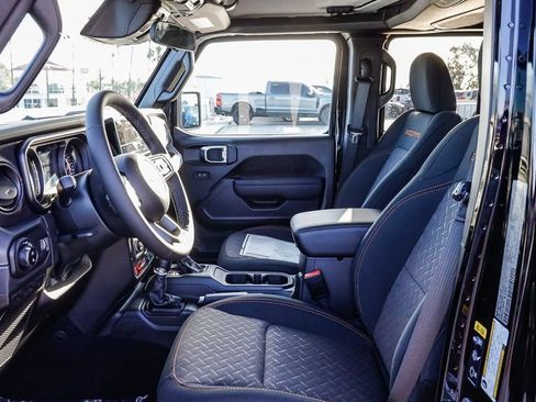 New 2026 Jeep Gladiator Mojave AWD/4WD image 22