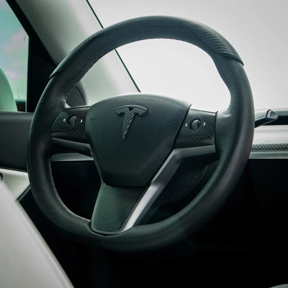 Used 2022 Tesla Model Y Performance AWD/4WD image 24