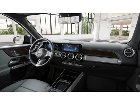 New 2026 Mercedes-Benz GLB 250 GLB 250 image 5