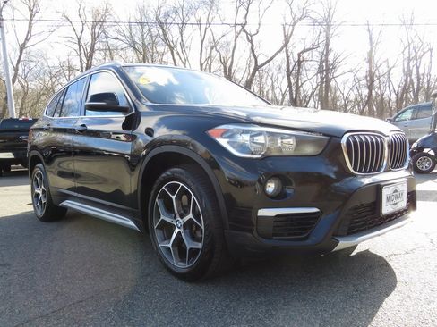 Used 2018 BMW X1 sDrive28i w/ Convenience Package image 3