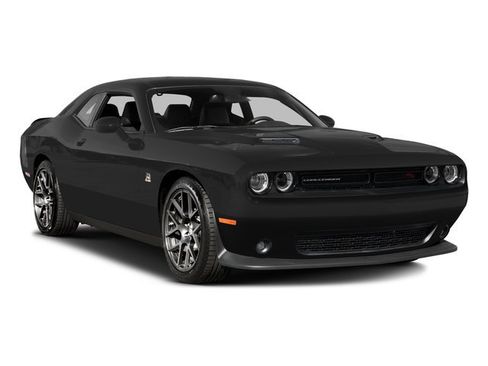 Used 2016 Dodge Challenger R/T Scat Pack w/ Leather Interior Group RWD image 9