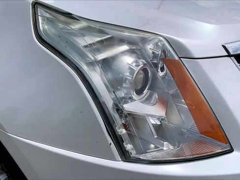 Used 2013 Cadillac SRX Luxury FWD image 27
