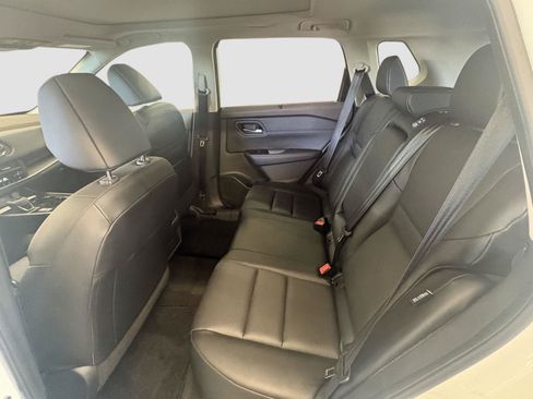 Used 2023 Nissan Rogue SV w/ SV Premium B Package AWD/4WD image 23