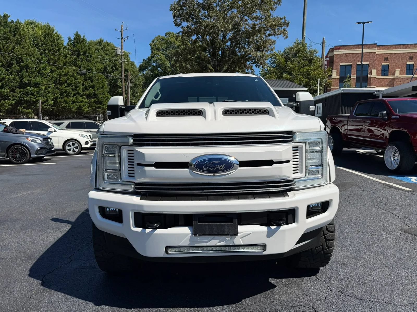 Used 2018 Ford F250 Lariat w/ Lariat Ultimate Package AWD/4WD image 9