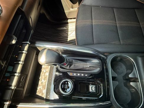 Used 2023 GMC Canyon AT4 AWD/4WD image 23