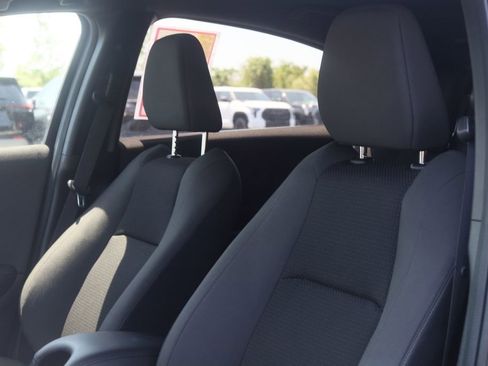 Used 2022 Honda HR-V Sport image 4