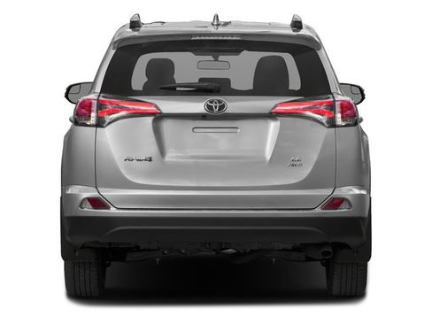 Used 2017 Toyota RAV4 LE AWD/4WD image 5