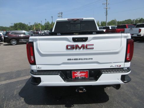 Certified 2022 GMC Sierra 2500 AT4 w/ AT4 Premium Plus Package AWD/4WD image 7