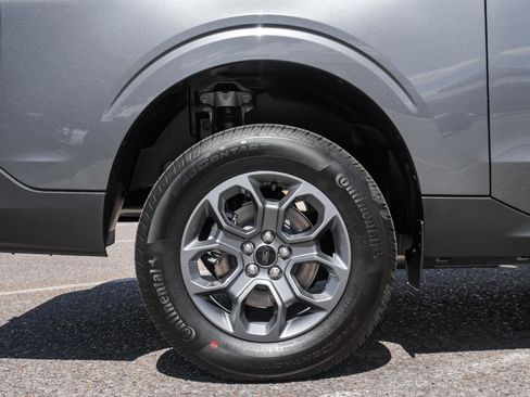 New 2025 Ford Maverick XLT image 12