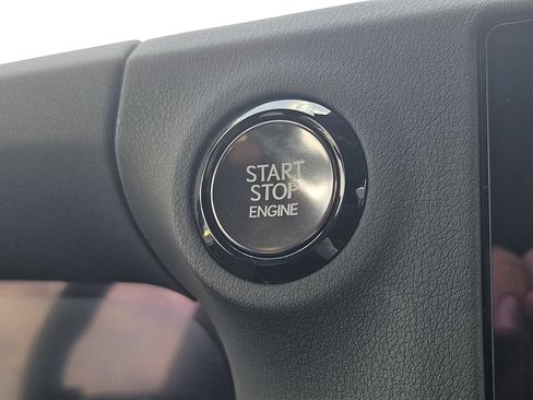 Used 2026 Lexus GX 550 w/ Accessory Package (2T) AWD/4WD image 28