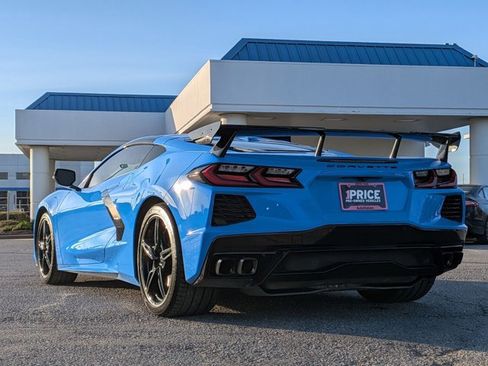 Used 2021 Chevrolet Corvette Stingray Preferred Cpe w/ Z51 Performance Package image 8