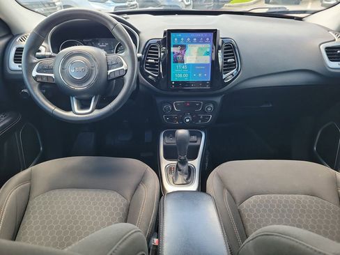 Used 2019 Jeep Compass Sport FWD image 16