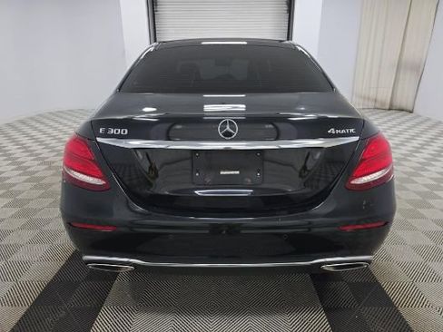 Used 2019 Mercedes-Benz E 300 4MATIC w/ Driver Assistance Package image 6