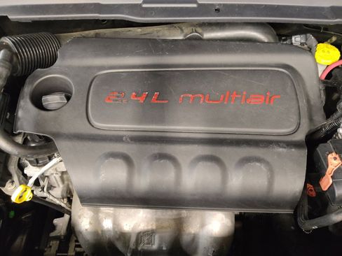 Used 2018 Jeep Compass Limited w/ Navigation Group AWD/4WD image 30