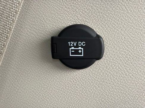 Used 2022 Chrysler Pacifica Touring-L FWD image 12