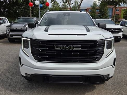 Used 2024 GMC Sierra 1500 Elevation AWD/4WD image 2
