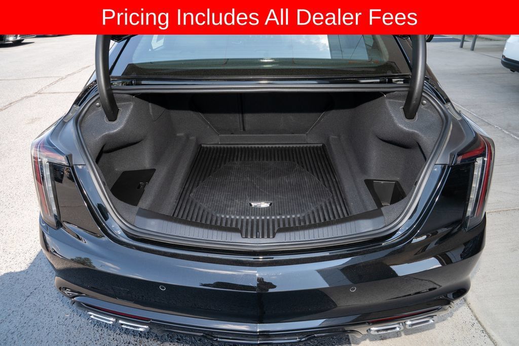 Used 2026 Cadillac CT5 V w/ Technology Package RWD image 16