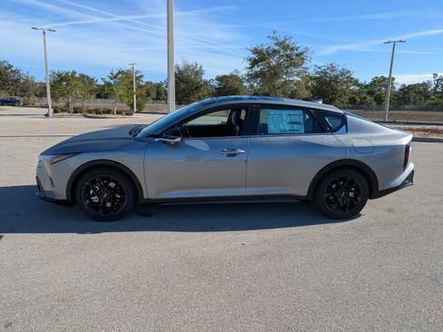 New 2025 Kia K4 GT-Line Turbo image 8