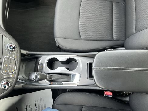 Used 2020 Chevrolet Malibu LT w/ Fleet LT Safety Plus Package image 32