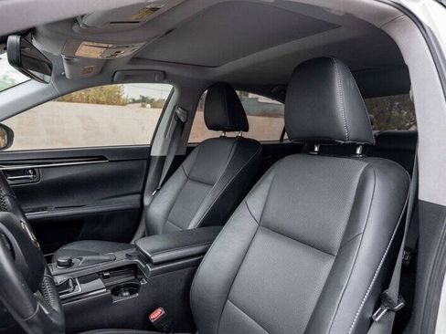 Used 2017 Lexus ES 350 w/ Accessory Package FWD image 10