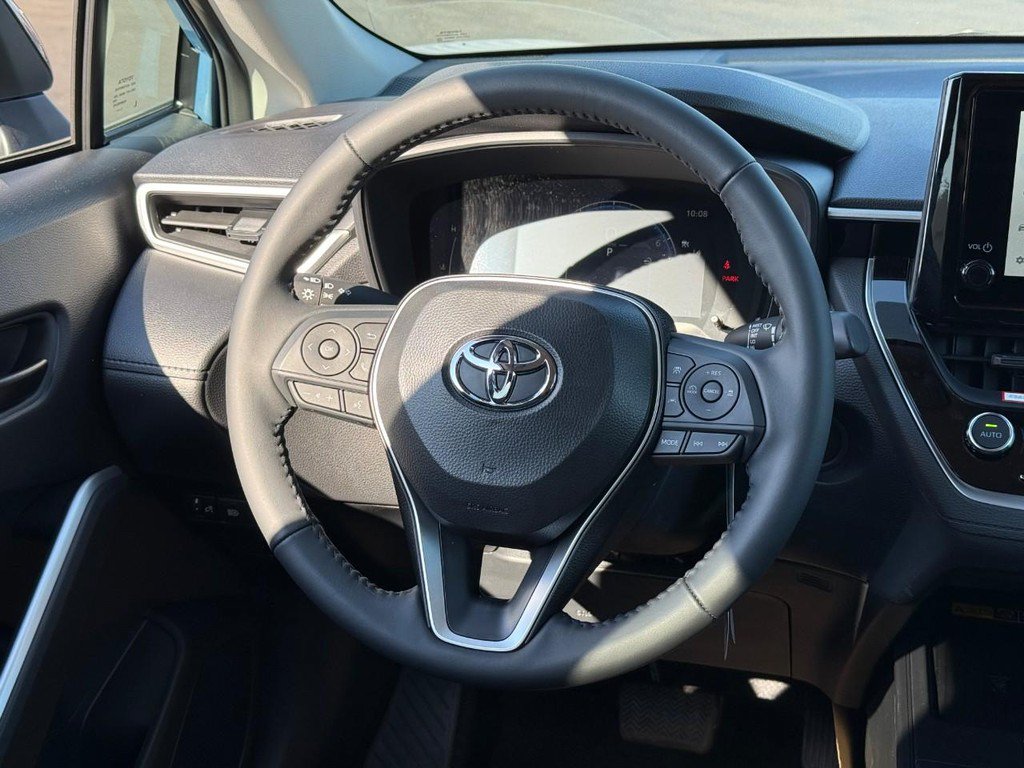 New 2026 Toyota Corolla Cross LE AWD/4WD image 10