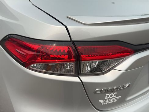 Used 2021 Toyota Corolla SE FWD image 39