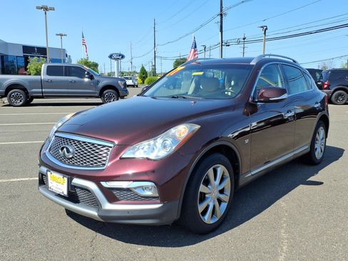 Used 2017 INFINITI QX50 AWD w/ Premium Plus Package image 3