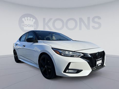 Used 2022 Nissan Sentra SR w/ Midnight Edition FWD image 10
