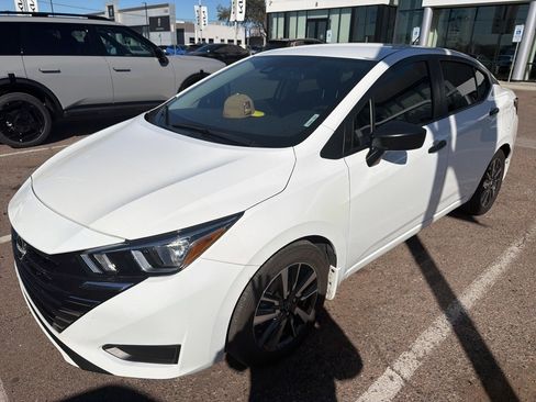 Used 2024 Nissan Versa S w/ S Plus Package image 2