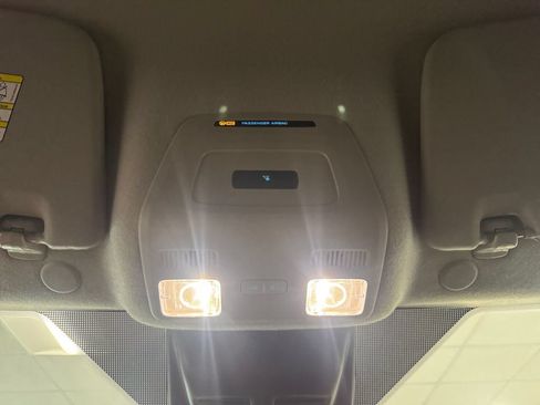 New 2026 Ford Transit 250 148 Medium Roof RWD image 15