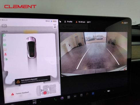 Used 2022 Tesla Model Y Performance image 19