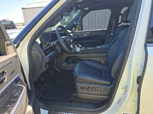 Used 2026 INFINITI QX80 4WD w/ Sport Exterior Package image 3