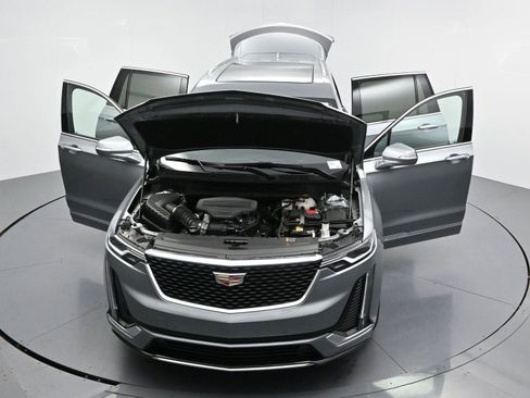 Certified 2024 Cadillac XT6 Premium Luxury w/ LPO, Floor Liner Package AWD/4WD image 49
