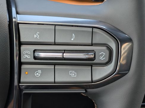 New 2026 GMC Canyon AT4 w/ Technology Plus Package AWD/4WD image 27