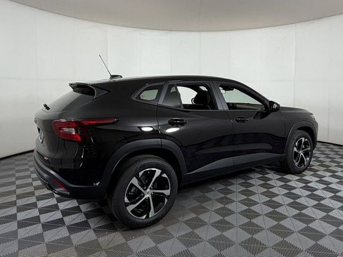 New 2026 Chevrolet Trax RS w/ Driver Confidence Package image 7