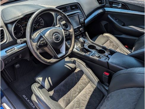 Used 2016 Nissan Maxima SR FWD image 17