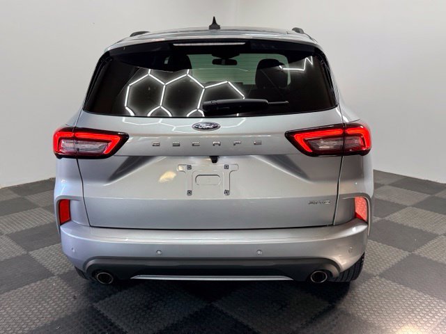 Used 2023 Ford Escape ST-Line w/ Tech Pack #1 AWD/4WD image 9