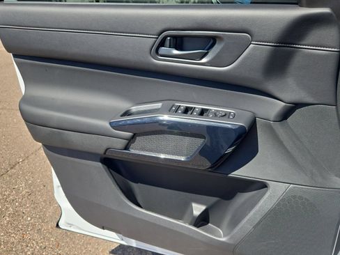 New 2026 Nissan Pathfinder SV w/ Cargo Package FWD image 25