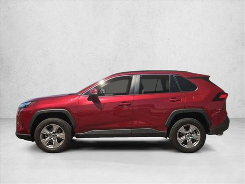 Used 2025 Toyota RAV4 XLE FWD image 9